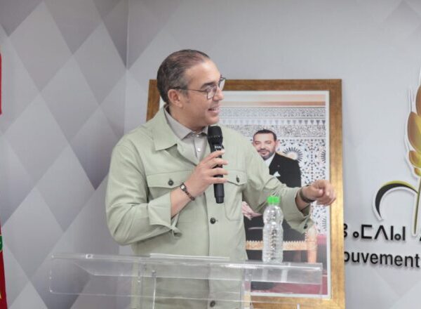 أوزين يصف المتصرفات والمتصرفين الحركيين ب”عماد الإدارات والمؤسسات العمومية” ويحثهم على العمل