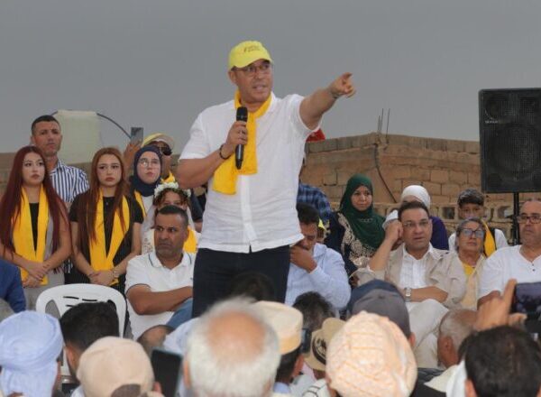 في لقاء تواصلي بتالسينت .. الأمين العام للحزب محمد أوزين يكشف أن “عايش فوق فكيك” يدخضه شعار الفكيكيين”المعيشة في المغرب مشي تالتم”
